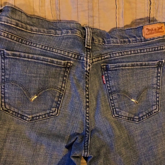 Levi’s 515 Bootcut Denim Jeans - Picture 2 of 3